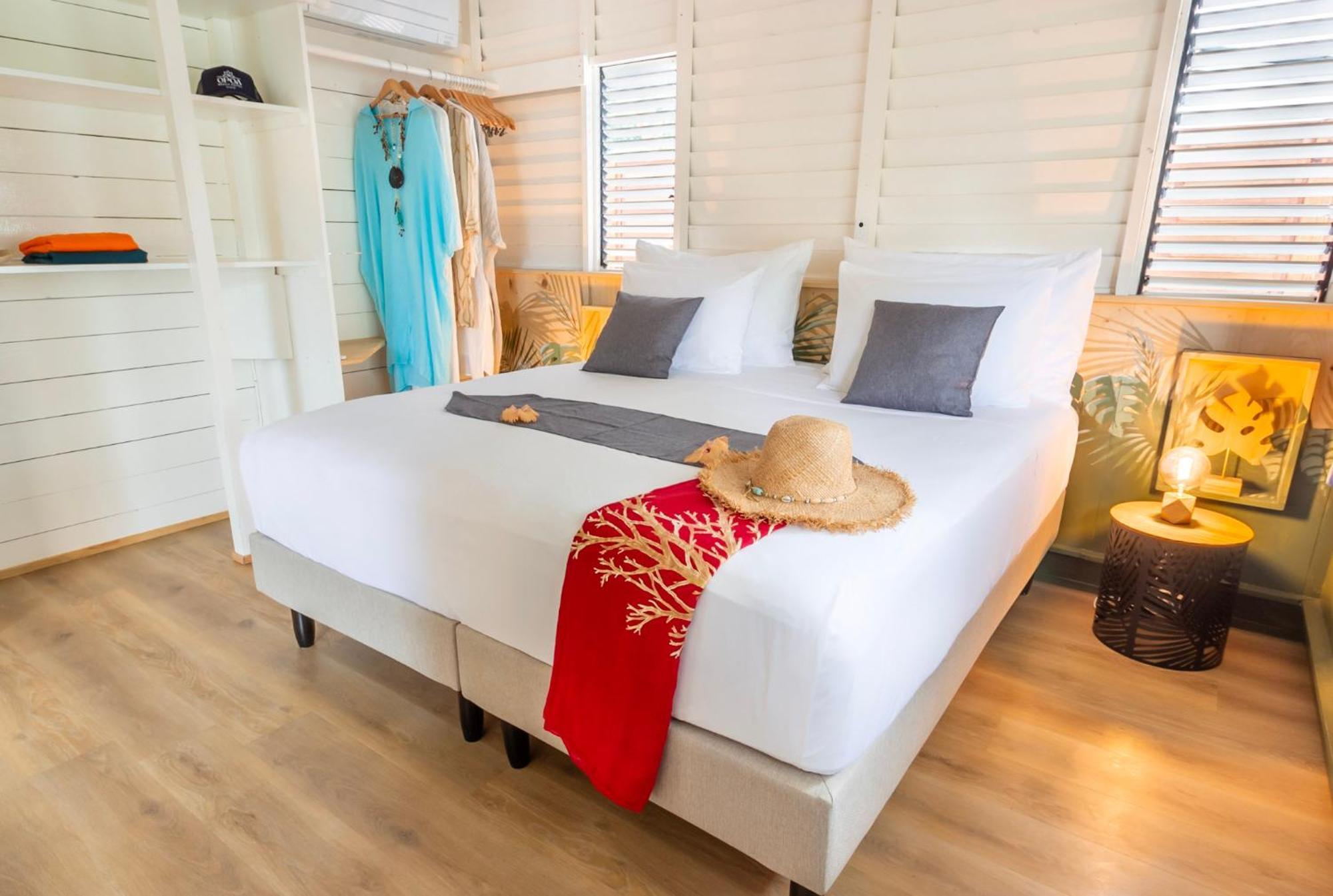 Opoa Beach Hotel Eksteriør bilde